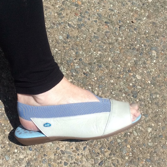 CLOUD Beyond Comfortable SHOES Size 39 - Picture 3 of 5